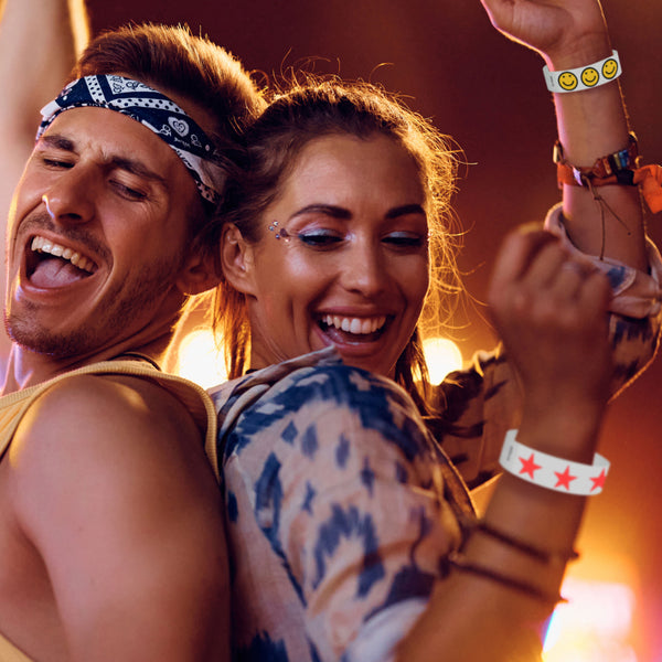 Wristbands in action 3