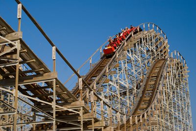 most-extreme-roller-coaster-in-the-world