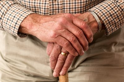 pexels-pixabay-33786.jpg parkinson's-Disease-awareness